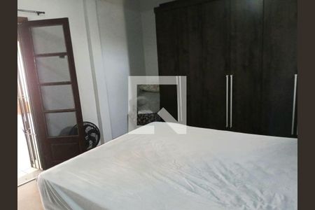 Casa à venda com 3 quartos, 240m² em Jardim Monte Alegre, São Paulo
