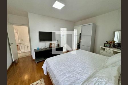 Casa à venda com 3 quartos, 182m² em Vila Elvira, São Paulo