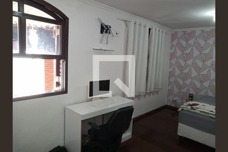 Casa à venda com 3 quartos, 180m² em Jardim Samara, São Paulo