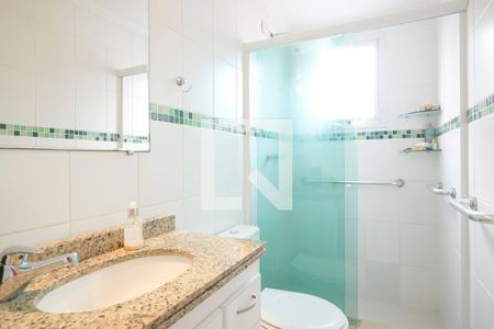 Banheiro da suíte de apartamento à venda com 3 quartos, 85m² em Vila Mussoline, São Bernardo do Campo