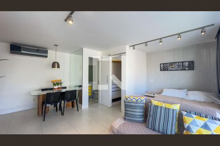 Quarto e sala de apartamento para alugar com 1 quarto, 49m² em Vila Gertrudes, São Paulo