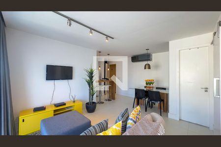 Quarto e sala de apartamento para alugar com 1 quarto, 49m² em Vila Gertrudes, São Paulo