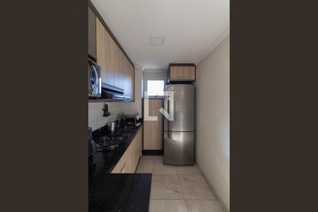 Sala/Cozinha/Área de Serviço  de apartamento à venda com 2 quartos, 52m² em Jardim Santa Teresinha, São Paulo