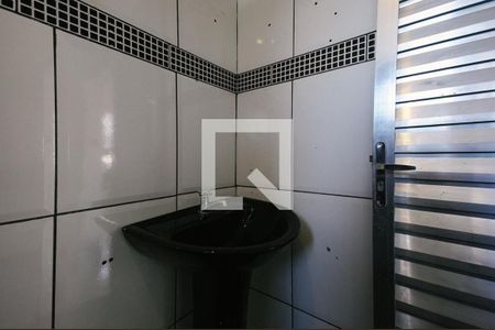 Banheiro de casa para alugar com 1 quarto, 65m² em Jardim Matarazzo, São Paulo