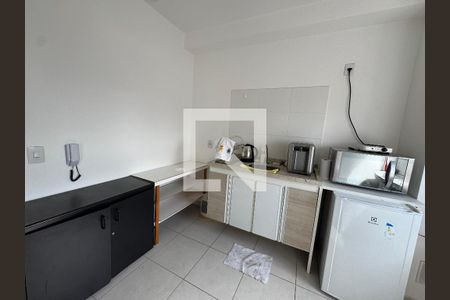 Cozinha de kitnet/studio para alugar com 1 quarto, 37m² em Presidente Altino, Osasco