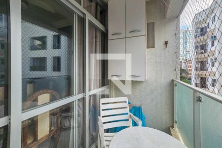 Apartamento para alugar com 3 quartos, 79m² em Vila Constança, Guarujá