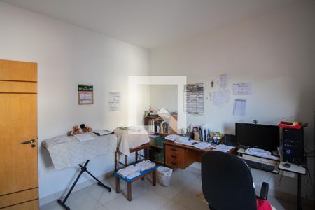 Quarto 2 de casa à venda com 3 quartos, 175m² em Dom Bosco, Belo Horizonte