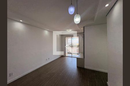 Sala de apartamento para alugar com 3 quartos, 75m² em Jd Eudizia, Santo André