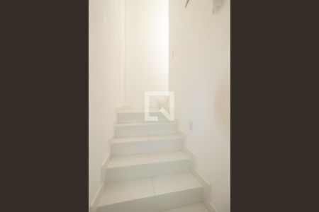 Escada de casa à venda com 5 quartos, 214m² em Campo Grande, Rio de Janeiro