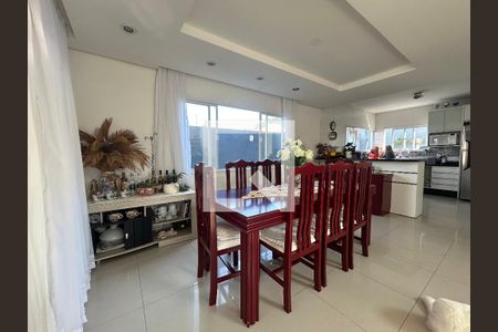 Sala de casa para alugar com 5 quartos, 440m² em Cacupé, Florianópolis