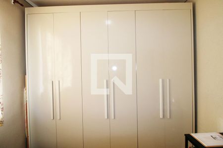 Quarto 1 de apartamento à venda com 2 quartos, 50m² em Parada de Lucas, Rio de Janeiro