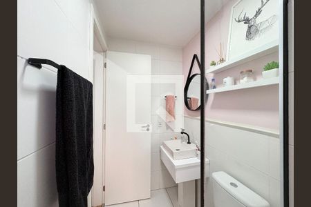 Banheiro de apartamento para alugar com 1 quarto, 38m² em Vila Palmeiras, São Paulo
