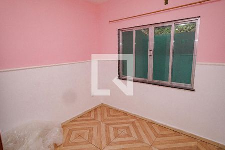 Quarto 1 de casa para alugar com 2 quartos, 100m² em Paciência, Rio de Janeiro