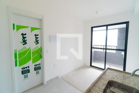 Sala/Cozinha de apartamento à venda com 1 quarto, 27m² em Chácara Inglesa, São Paulo