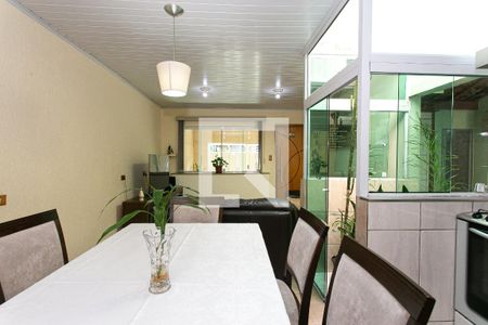 Cozinha de casa à venda com 3 quartos, 160m² em São Lucas, São Paulo