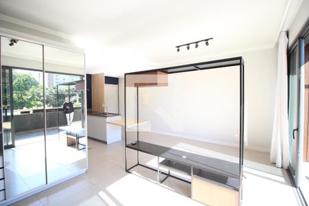 Sala/Quarto de apartamento para alugar com 0 quarto, 50m² em Petrópolis, Porto Alegre
