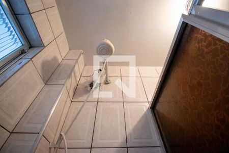 Banheiro de casa para alugar com 1 quarto, 50m² em Irajá, Rio de Janeiro