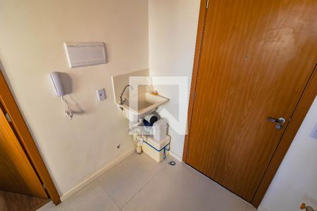 Sala/cozinha de apartamento para alugar com 1 quarto, 27m² em Jardim Oriental, São Paulo