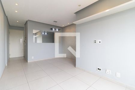 Sala de apartamento à venda com 3 quartos, 56m² em Jardim Santa Emilia, São Paulo