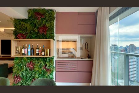 Varanda de apartamento à venda com 2 quartos, 71m² em Jardins, São Paulo