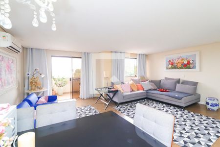 Sala de apartamento à venda com 3 quartos, 155m² em Vila Jacuí, São Paulo