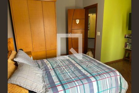 Casa à venda com 4 quartos, 302m² em Vila Marlene, São Bernardo do Campo