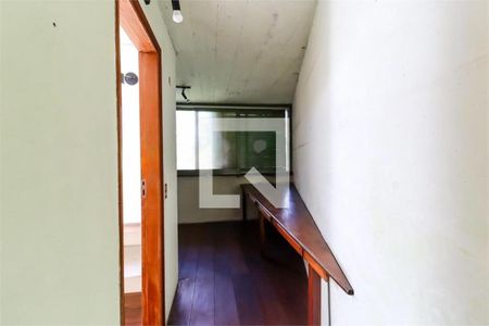 Casa à venda com 4 quartos, 348m² em Jardim Morumbi, São Paulo