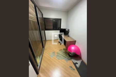 Casa à venda com 3 quartos, 350m² em Jardim Sapopemba, São Paulo