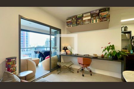 Sala de apartamento à venda com 2 quartos, 71m² em Pinheiros, São Paulo