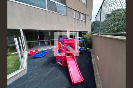 Apartamento para alugar com 4 quartos, 115m² em Estoril, Belo Horizonte