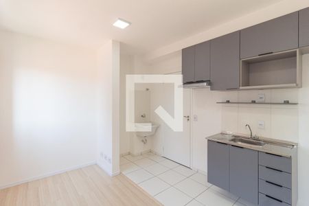 Sala/Cozinha de apartamento para alugar com 2 quartos, 35m² em Vila Sul Americana, Carapicuíba