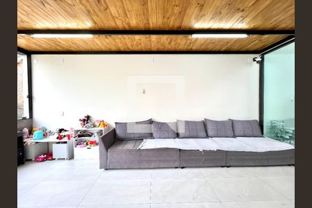 Sala de TV de casa à venda com 3 quartos, 500m² em Trevo, Belo Horizonte