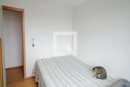Quarto 2 de apartamento para alugar com 2 quartos, 50m² em Guaratiba, Rio de Janeiro