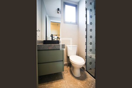 Banheiro de kitnet/studio para alugar com 1 quarto, 28m² em Vila Olímpia, São Paulo