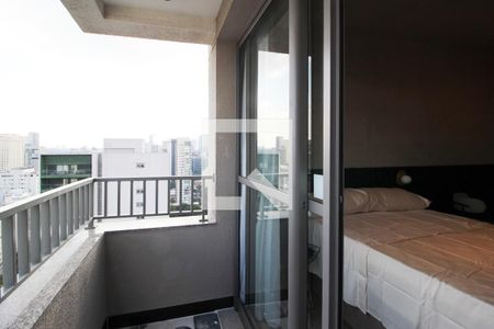 Varanda de kitnet/studio para alugar com 1 quarto, 28m² em Vila Olímpia, São Paulo