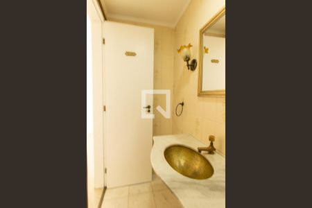 Lavabo de apartamento para alugar com 4 quartos, 140m² em Batel, Curitiba