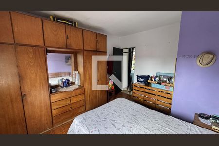 Quarto de casa à venda com 4 quartos, 125m² em Taboão, Diadema