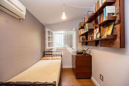Casa à venda com 5 quartos, 360m² em São Francisco, Niterói