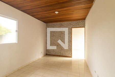 Sala de casa à venda com 3 quartos, 720m² em Boqueirão, Curitiba