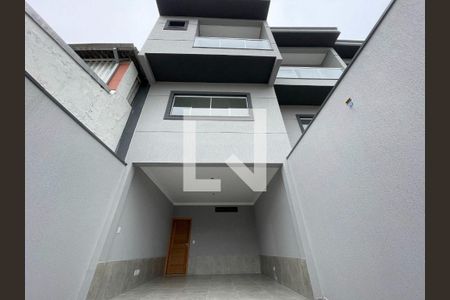 Casa à venda com 2 quartos, 113m² em Vila Zulmira, São Paulo