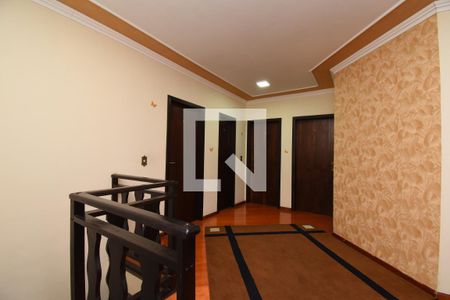 Sala 2 de casa à venda com 3 quartos, 202m² em Capão da Imbuia, Curitiba