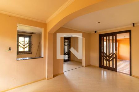 Sala de casa à venda com 3 quartos, 270m² em Capão Raso, Curitiba
