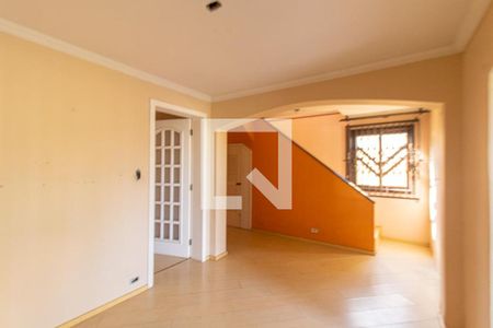 Sala de casa à venda com 3 quartos, 270m² em Capão Raso, Curitiba