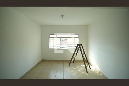 Quarto 1 de casa para alugar com 2 quartos, 60m² em Santa Terezinha, Santo André
