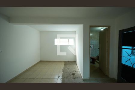Quarto 1 de casa para alugar com 2 quartos, 60m² em Santa Terezinha, Santo André