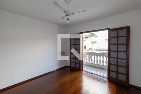 Suíte  de casa à venda com 3 quartos, 170m² em Vila Salete, São Paulo