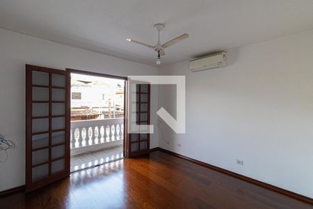 Suíte  de casa à venda com 3 quartos, 170m² em Vila Salete, São Paulo