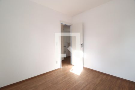 Quarto 1 de apartamento para alugar com 2 quartos, 50m² em Vila Maria, Uberlândia
