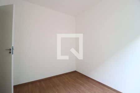 Quarto 2 de apartamento para alugar com 2 quartos, 50m² em Vila Maria, Uberlândia