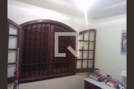 Casa à venda com 4 quartos, 202m² em Vila Morse, São Paulo